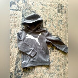 Boys size 6 puma sweatshirt